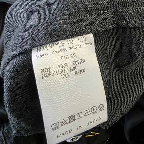 Needles - Picture 10 of 13